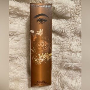 Lash growth serum. Brand new never opened in plastic sealed box.